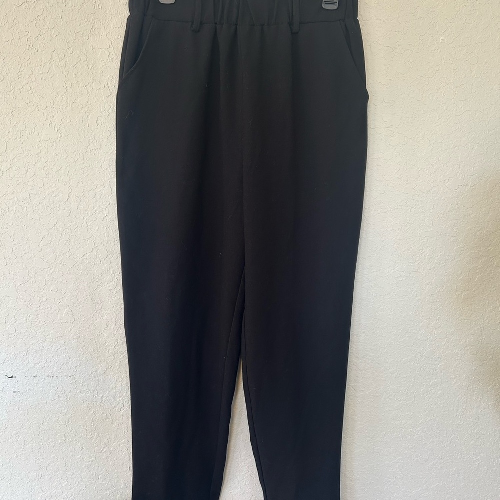 Women’s Black Preppy Cuffed Trousers With Elastic High Waist and Pockets - Picture 4 of 8